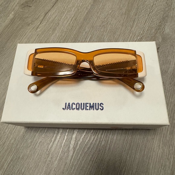 Jacquemus Les Lunettes 97 Sunglasses - Picture 6 of 10